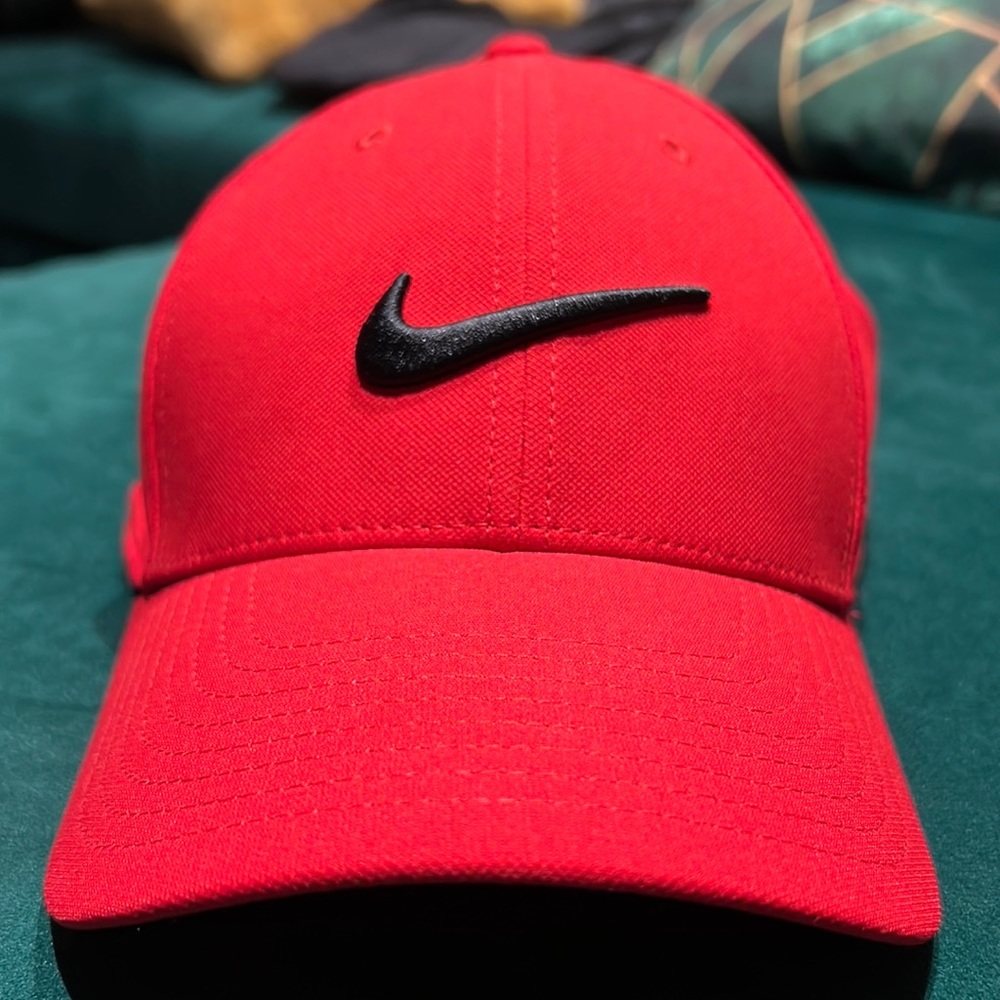 NIKE adjustable dad hat